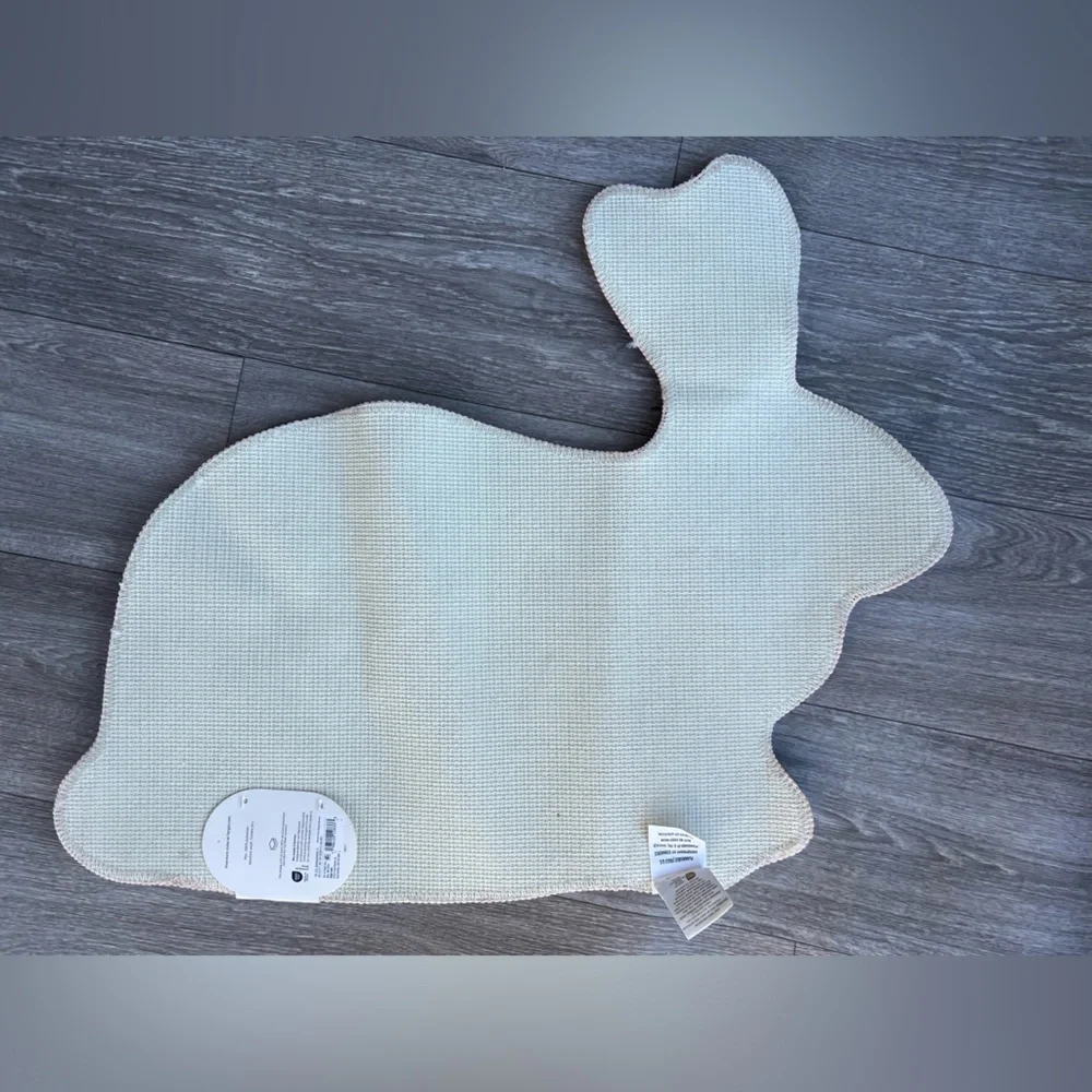 New Threshold bunny-shaped bath rug in cream with pink trim